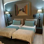 Spanish Steps Cozy Luxury Room
