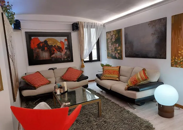 Spanish Steps Cozy Luxury Room